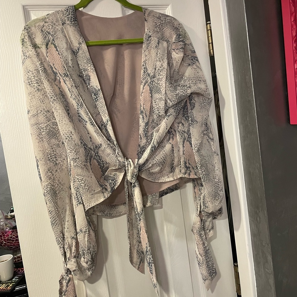 Snakeskin tie shirt